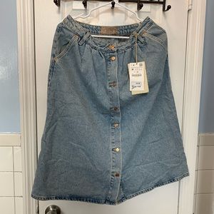 Never Worn Zara Button Down Skirt